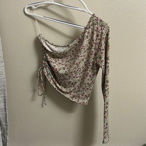 One shoulder top‼️